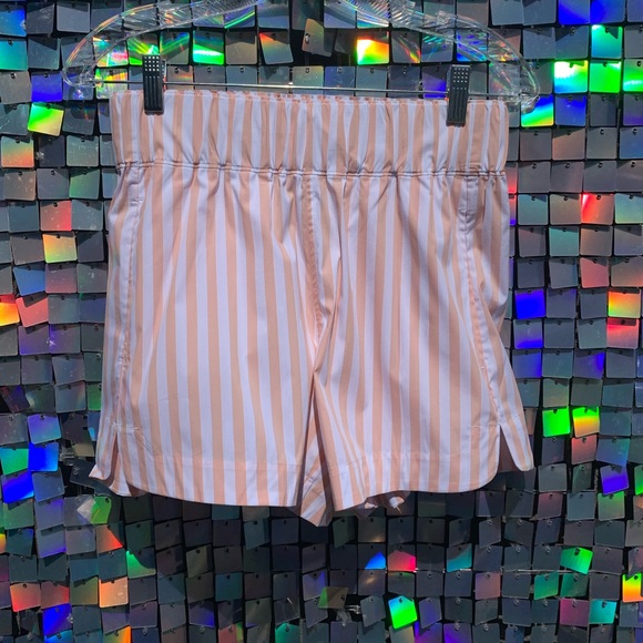 NWT All Year Round (AYR) The Staycation Short in Cherry Blossom Size XS - Picture 8 of 14